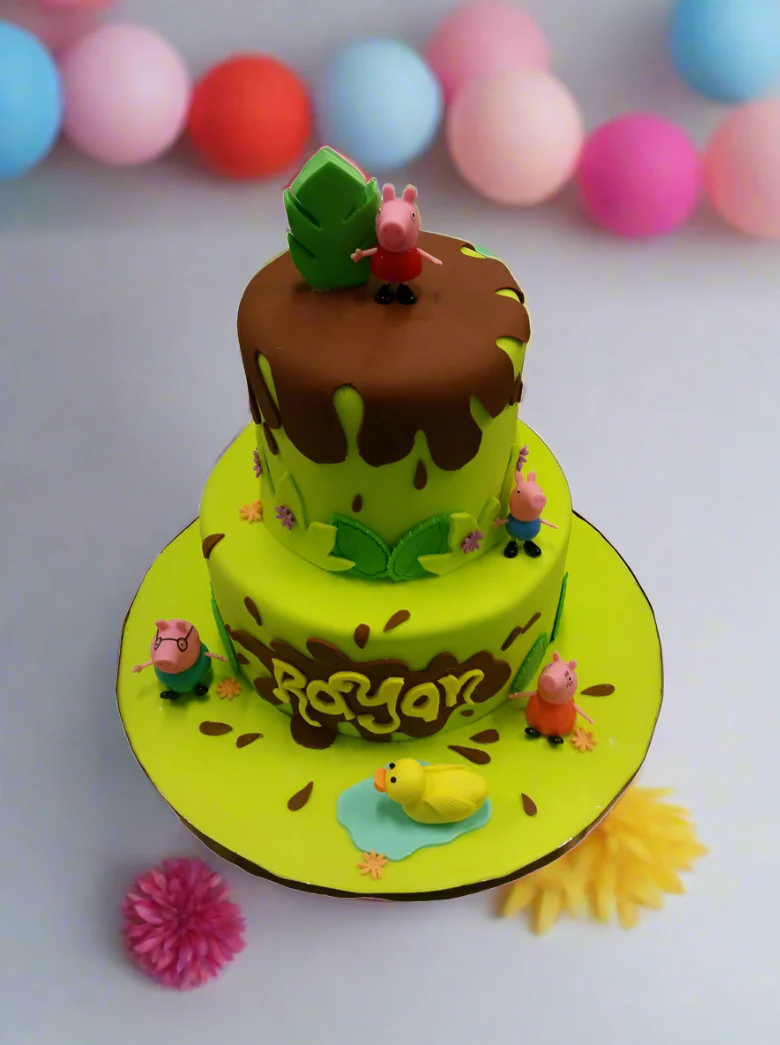 Royan Peppa Pig Fondant Cake - Image 3
