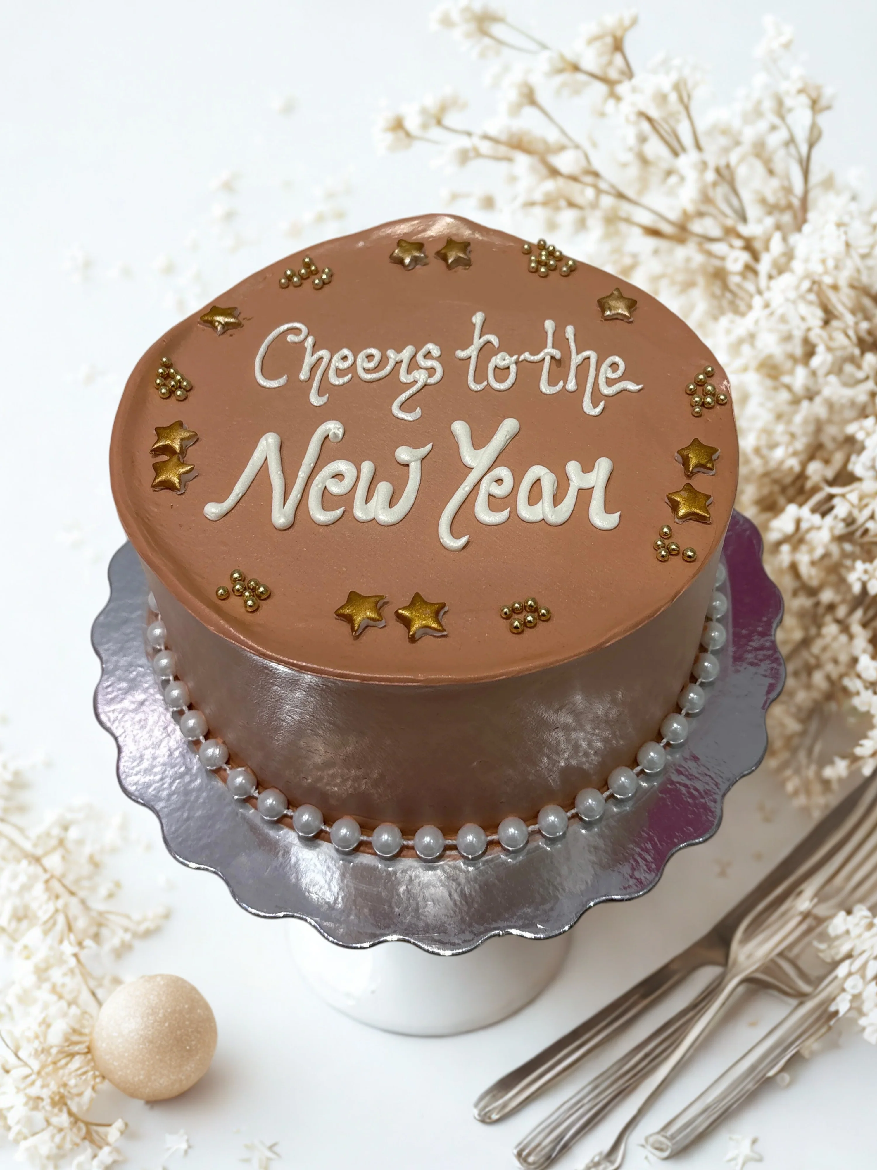 Rusty New Years Cake - Image 2