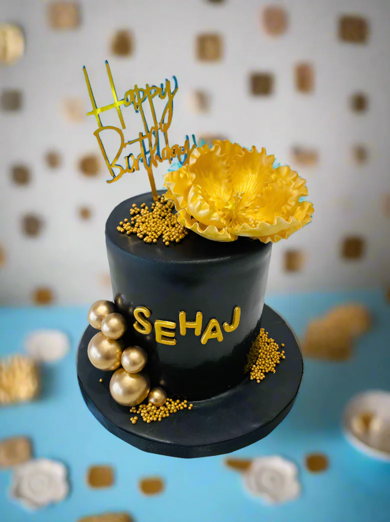 Sehaj Black And Gold Fondant Cake - Image 4