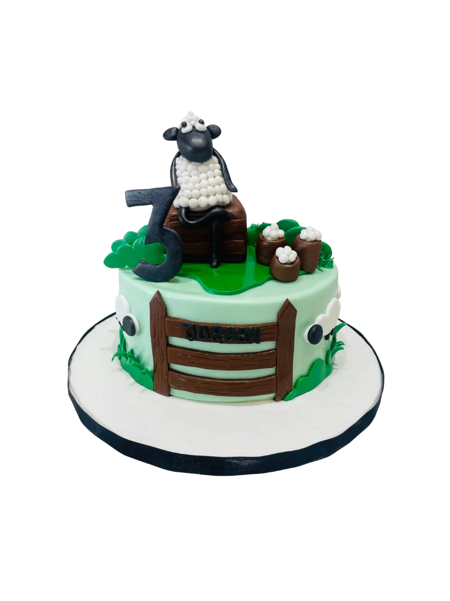 Shaun The Sheep Fondant Cake