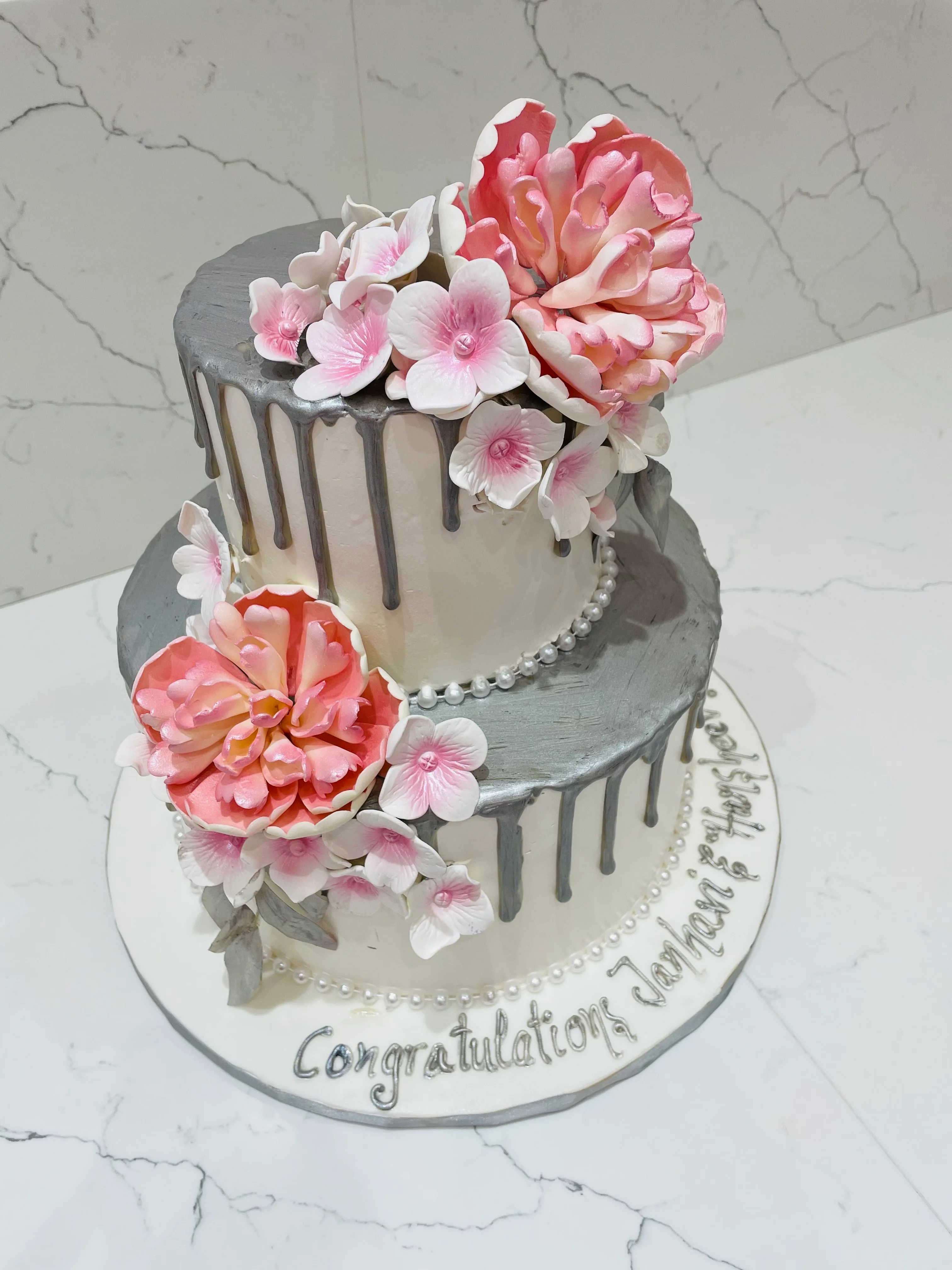 Silver & Pink Floral Wedding Cake - Image 10