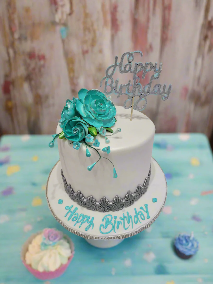 Silver & Teal Fondant Cake - Image 3