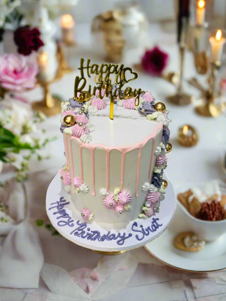 Sirat Gold Birthday Cake - Image 3