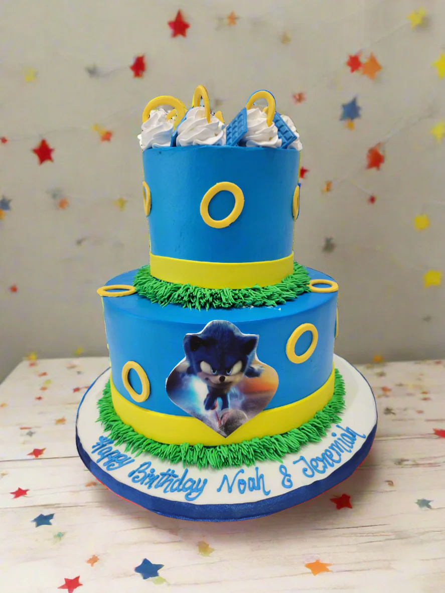Sonic Cream Tiered Cake - Image 3