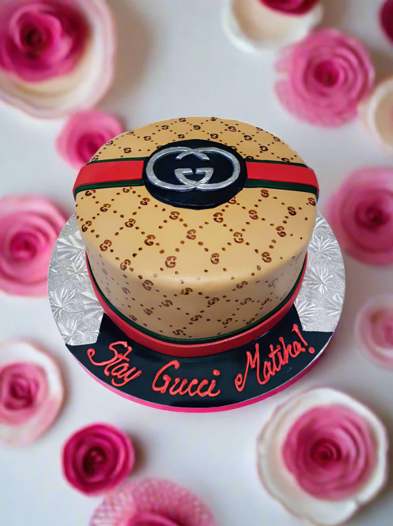 Stay Gucci Fondant Cake - Image 4