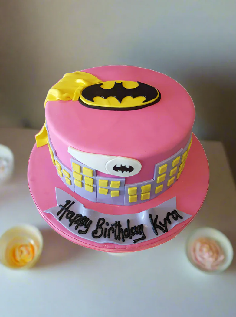 Supergirl Fondant Cake - Image 4