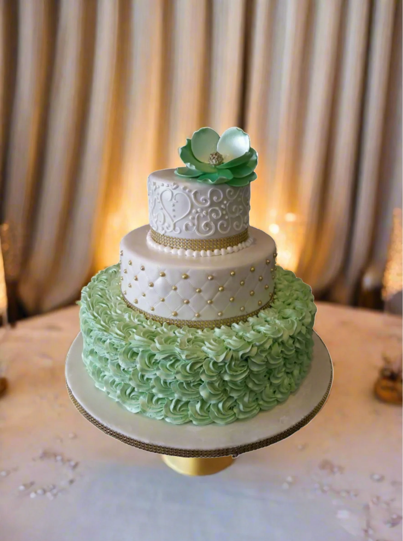 Talisha Wedding Cake - Image 4