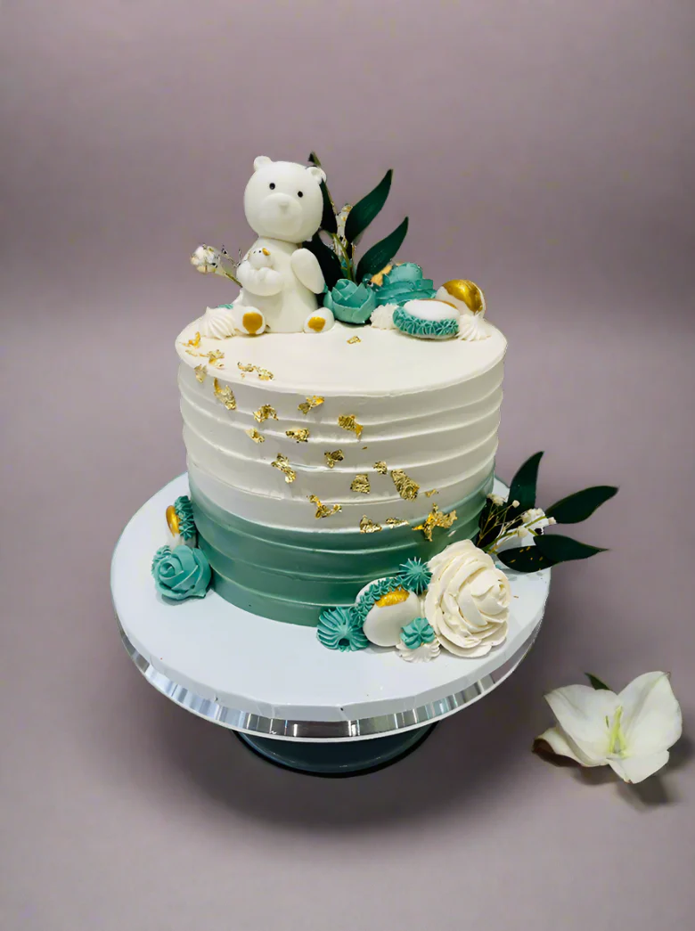 Teddy Cream Birthday Cake - Image 3