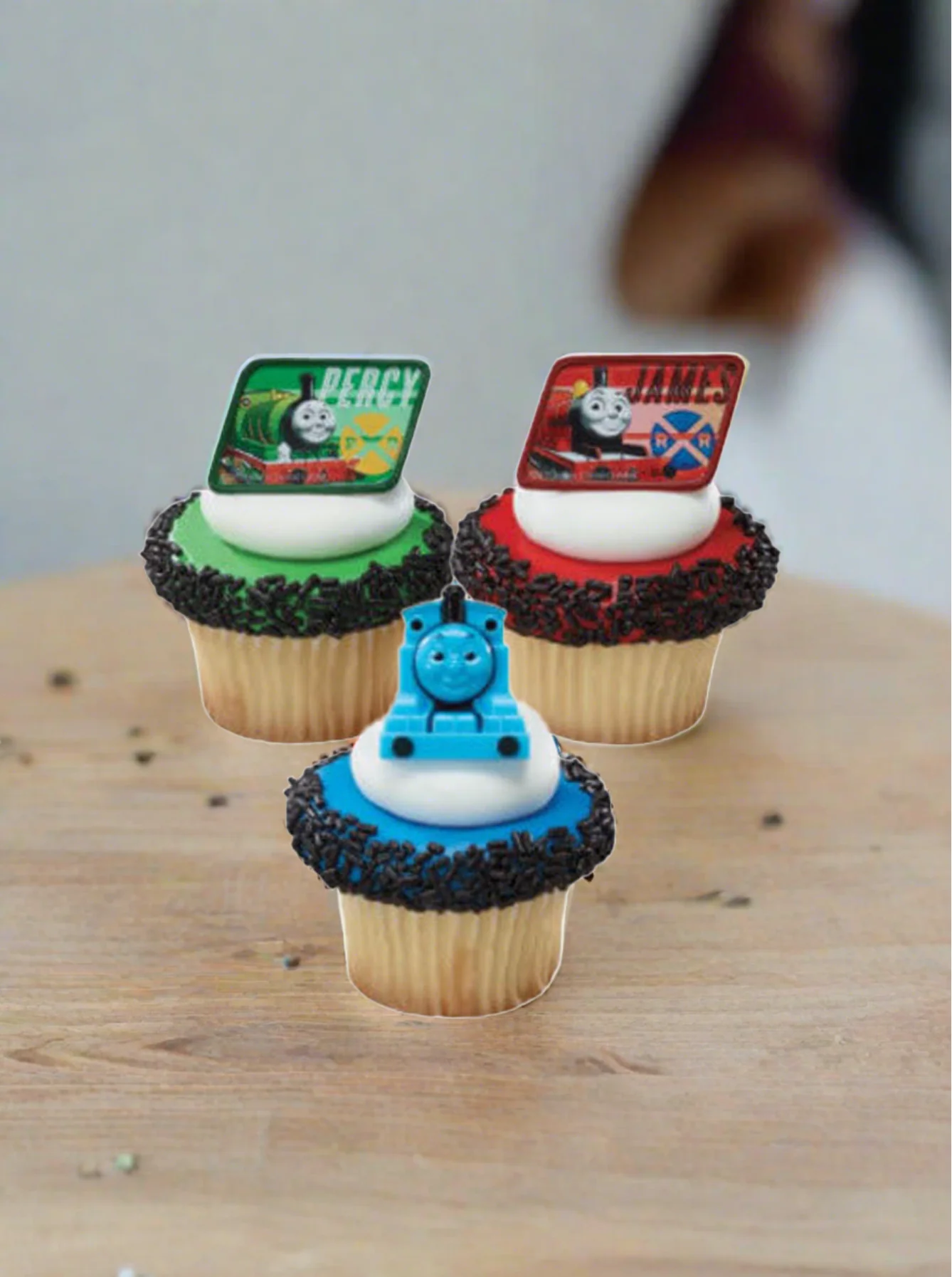 Thomas & Friends Ring Cupcakes - (Pack of 6) - Image 3