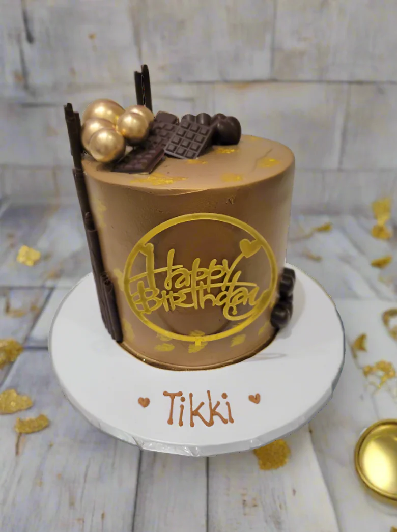 Chocolate Creamy Cake - Image 4