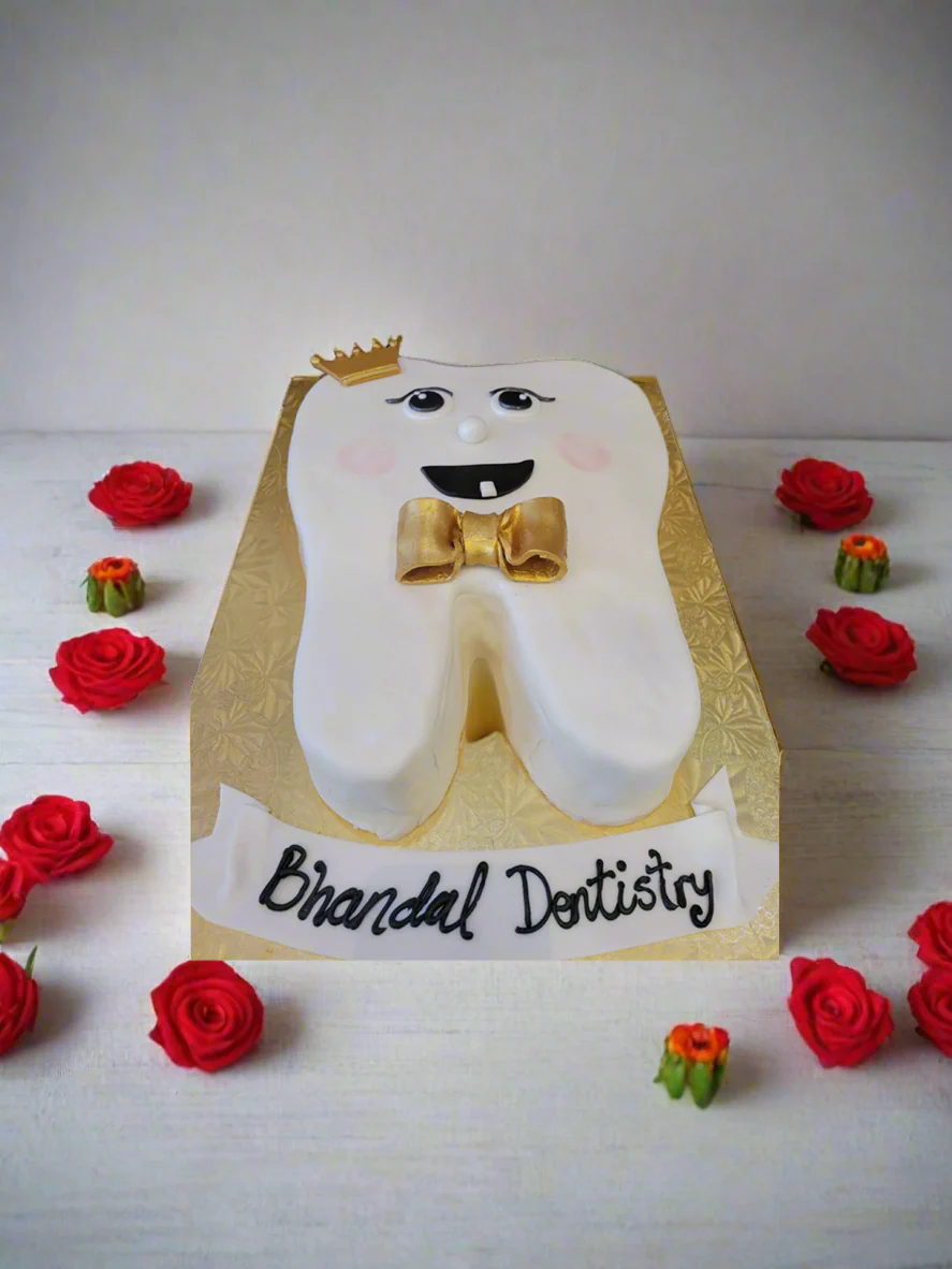 Tooth Molded Fondant Cake - Image 3
