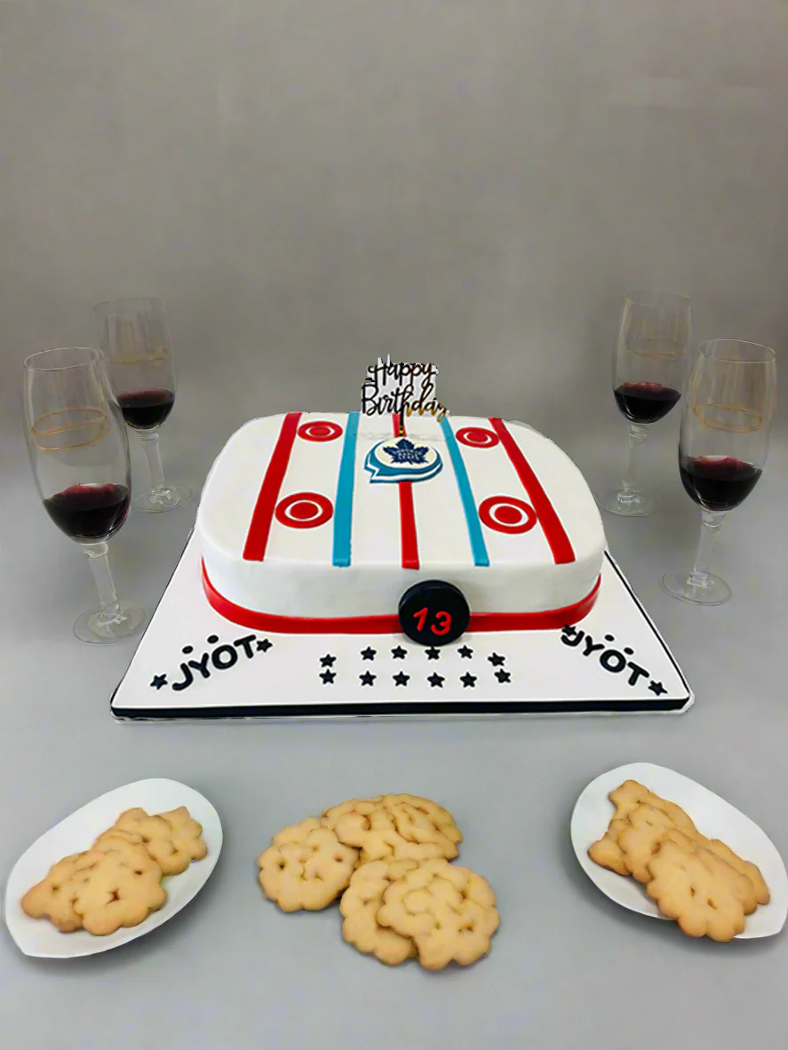 Toronto Maple Leaf Fondant Cake - Image 2
