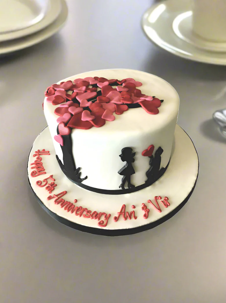 Tree Of Hearts Fondant Cake - Image 3