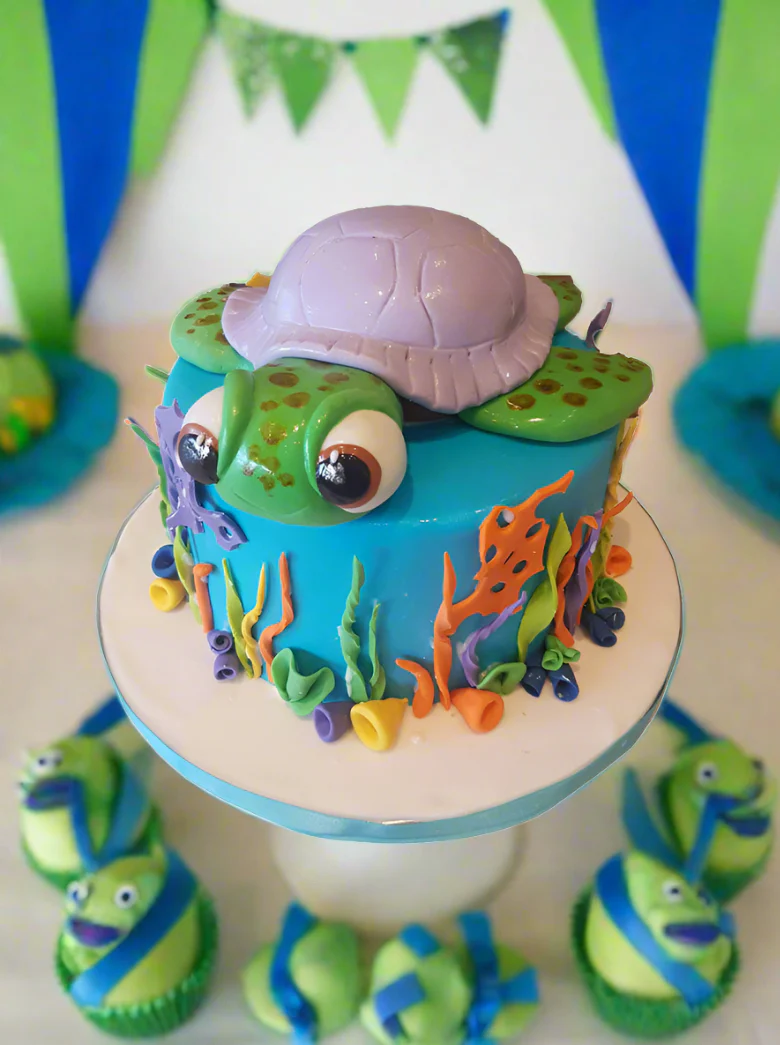 Turtle Fondant Cake - Image 6