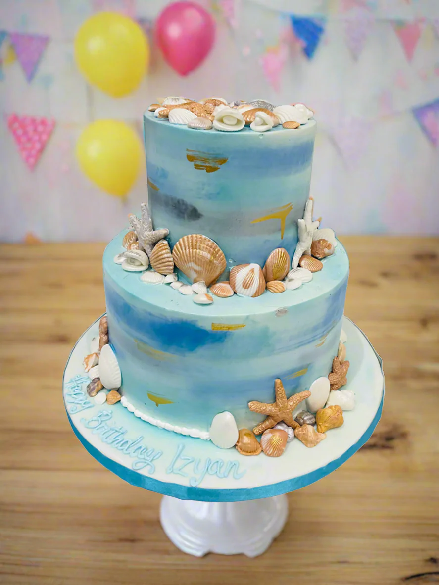 Underwater Tiered Cream Cake - Image 2