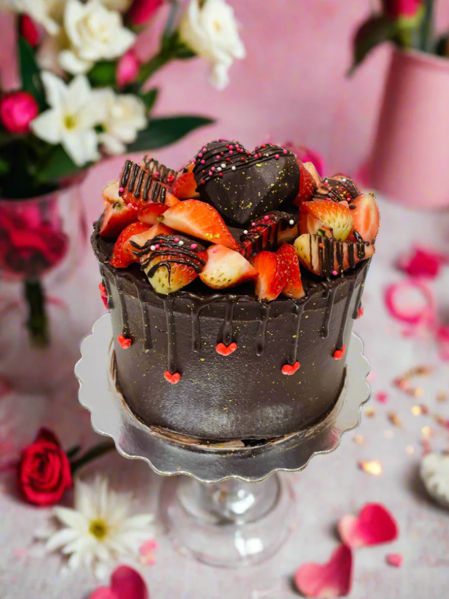 Valentine Chocolate Cake - Image 2