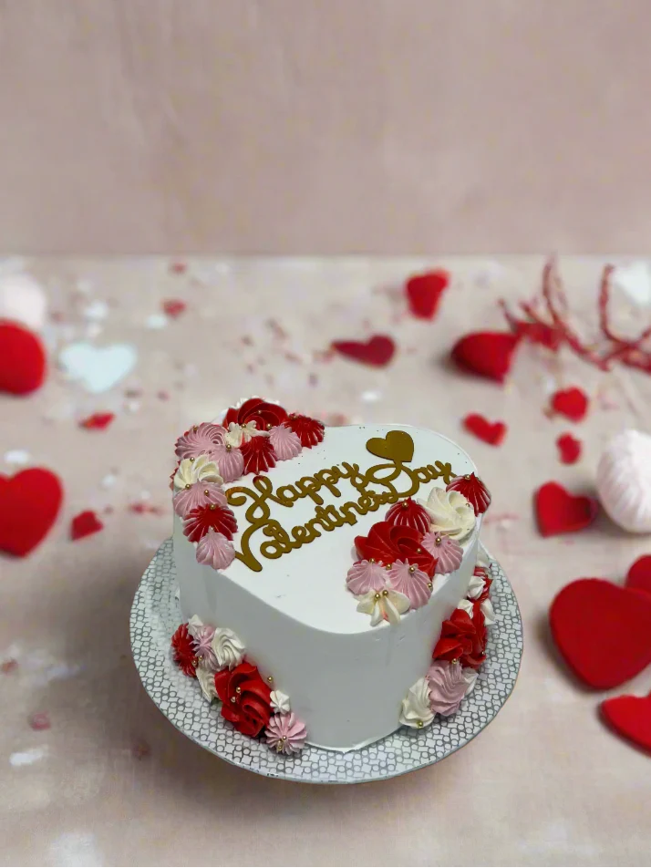 Valentine Heart Cream Cake - Image 2