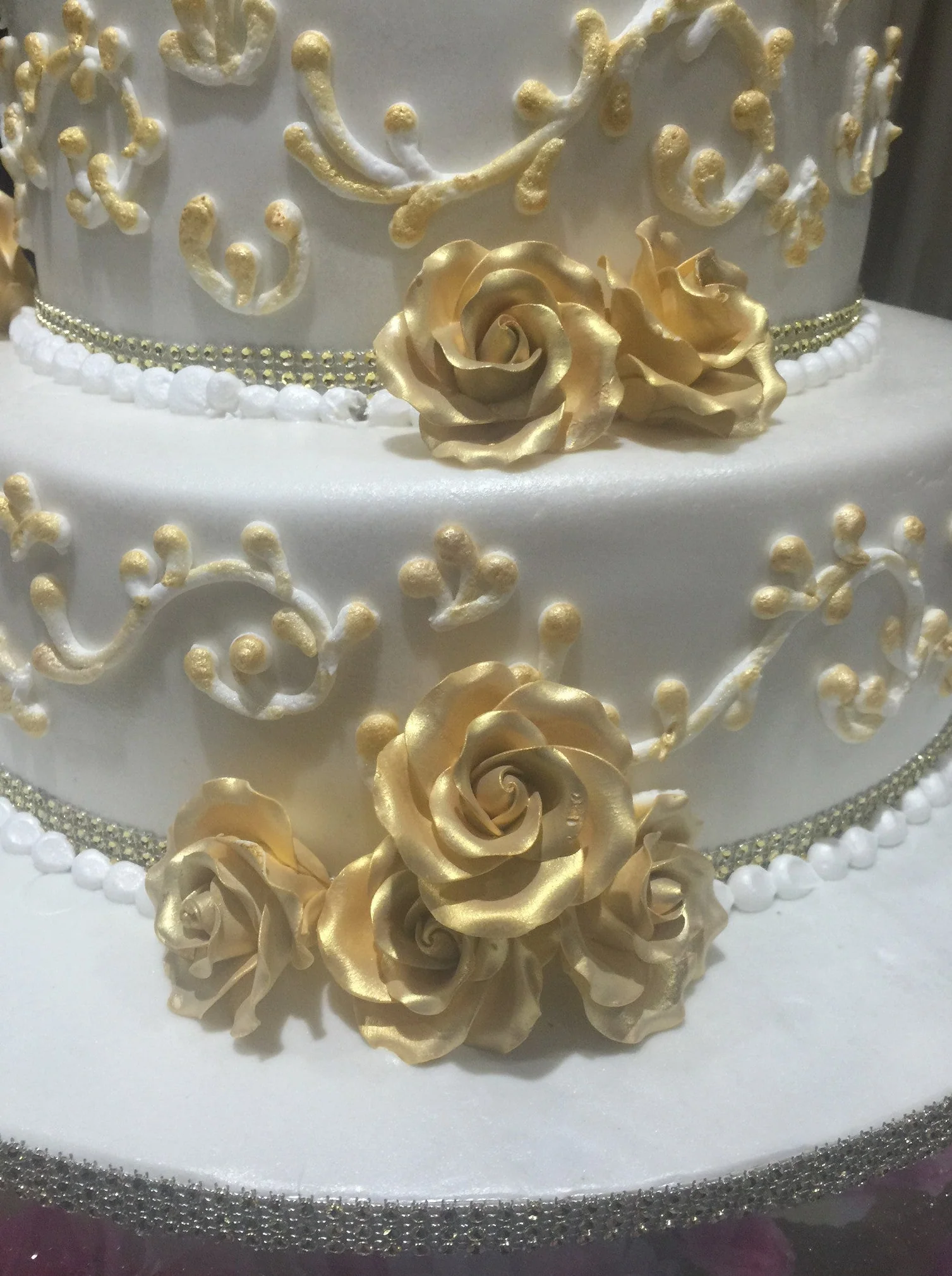 Vera Wedding Cake - Image 4