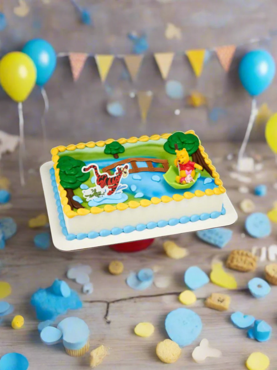 Winnie The Pooh, Piglet & Tiger Hunny Raindrops Cake - Image 2