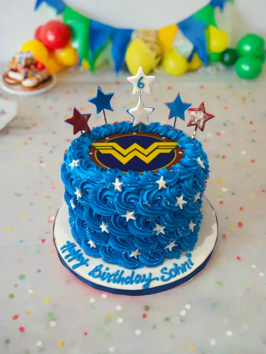 Wonder Woman Cream Cake - Image 3
