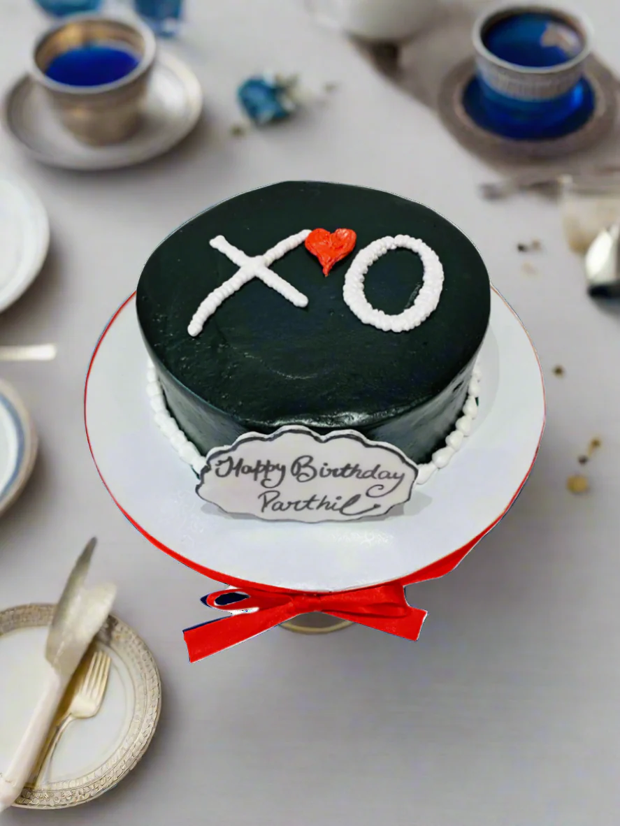 Xoxo Love Birthday Cake - Image 3