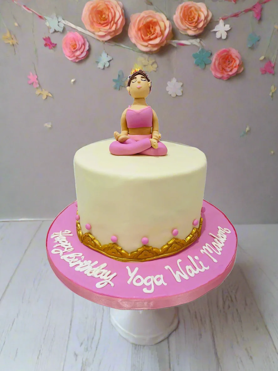 Yoga Fondant Cake - Image 3